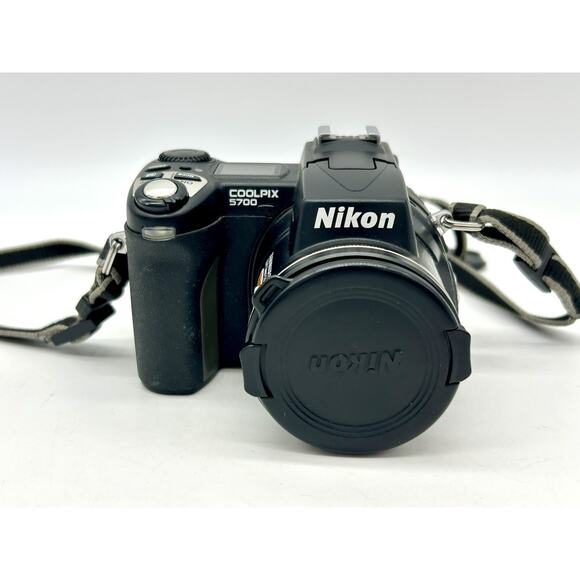 Nikon Coolpix 5700 5MP Digital Camera W/ Accessories Manual SD Card Working - Picture 3 of 16